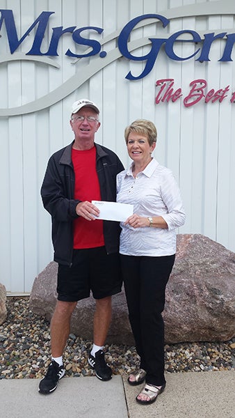 Mrs. Gerry’s Salads donated $2,000 to the Albert Lea Area Pickleball courts. Pictured are Gerry Vogt of Mrs. Gerry’s Salads and Terry Adams of Albert Lea Area Pickleball. – Provided