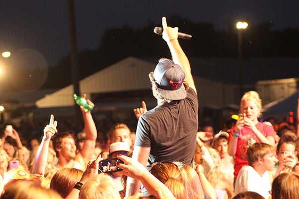 Thomas Rhett became a part of the crowd Thursday night while he sang “Parking Lot Party.” – Erin Murtaugh/Albert Lea Tribune