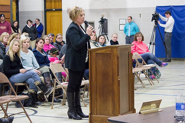 Jo Ann Erickson, teacher with Albert Lea Area Schools, talks to the board during the open microphone time at the school board meeting on Monday. Discussion of the proposed calendar — and ultimtely the vote — were postponed for two weeks. — Hannah Dillon/Albert Lea Tribune