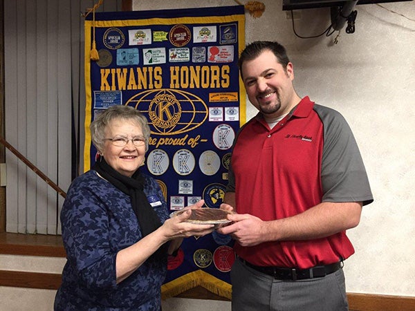 Albert Lea’s Daybreakers Kiwanis recently welcomed Tim Reed of Albert Lea as a new member. Reed is a lender at Security Bank in Albert Lea. He, wife Emily and their two children also reside in Albert Lea. Coni Tuberty, left, Daybreakers Kiwanis member, presents Tim Reed, newly inducted Daybreakers Kiwanis member, with a homemade pie. It is a tradition in the club to give new members and/or their sponsors a pie during their induction ceremony. Albert Lea’s Daybreaker’s Kiwanis was established in 1976. Kiwanis is a global organization of volunteers dedicated to changing the world one child and one community at a time. — Provided